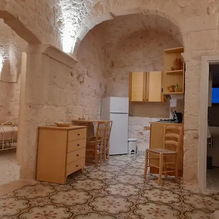 Casa Mia 1 *